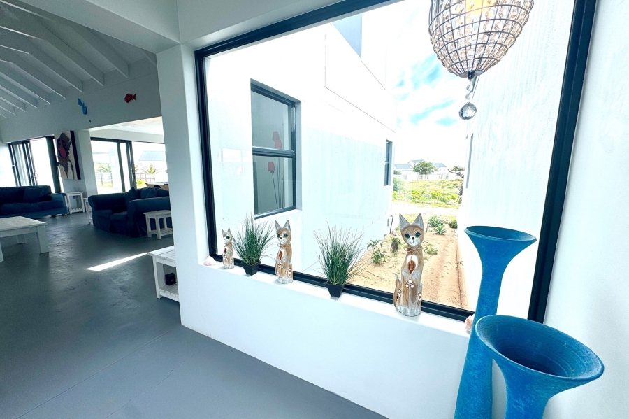4 Bedroom Property for Sale in Olifantskop Western Cape